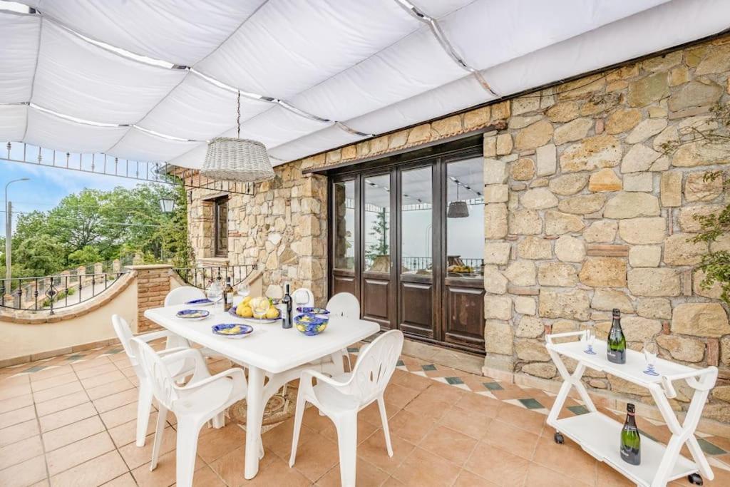 La Villa Di Nonna Angela Pisciotta Exterior foto
